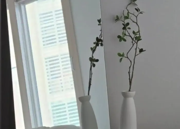 Apartment Pic - House *